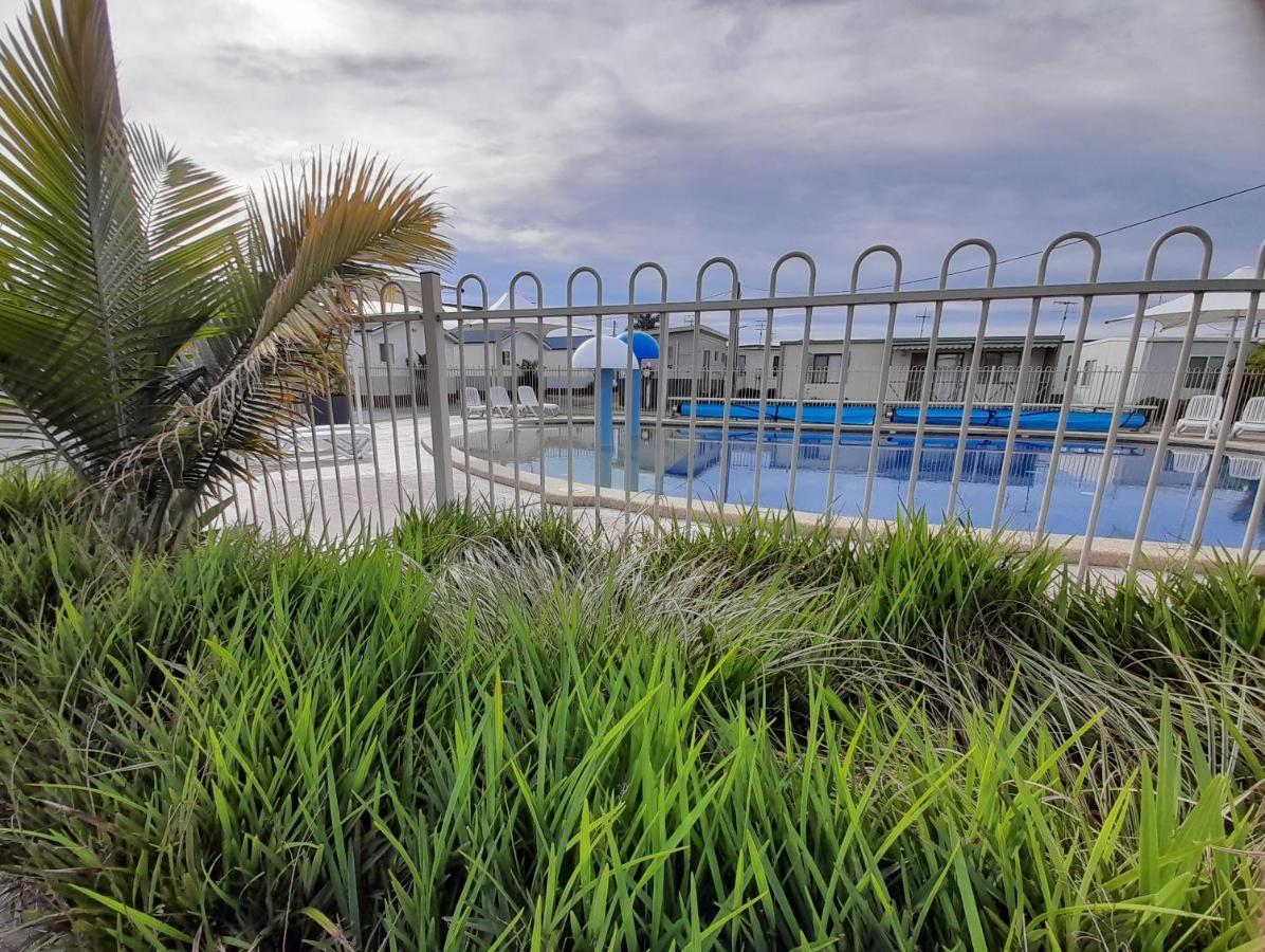 Clyde View Holiday Park Hotel Batemans Bay Exterior photo